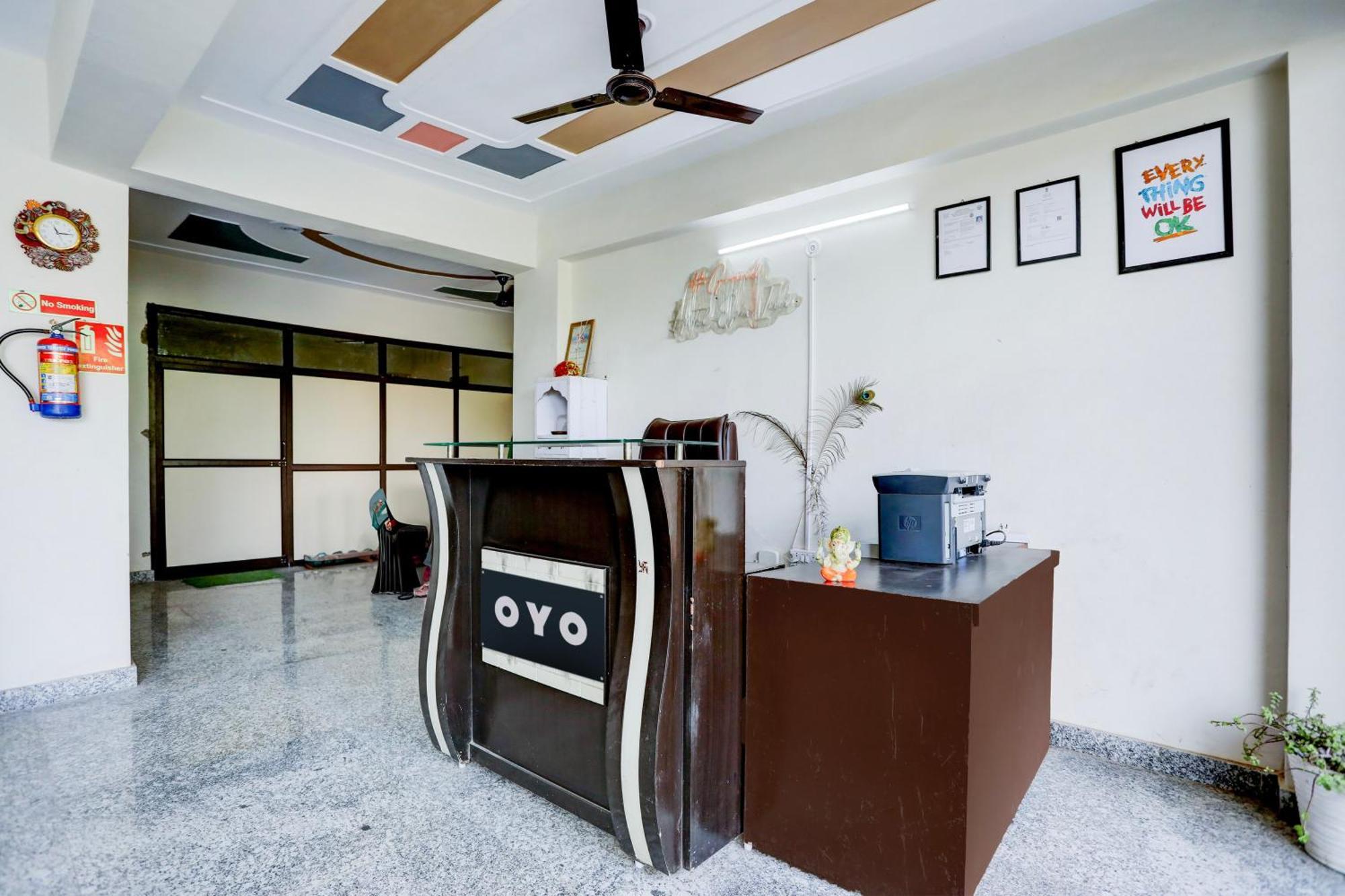 Hotel O Grand Epic Inn Ноида Екстериор снимка